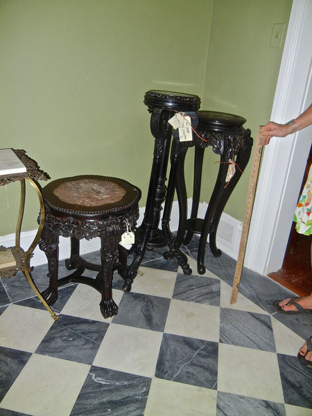 Pedestal Stand with three  legs