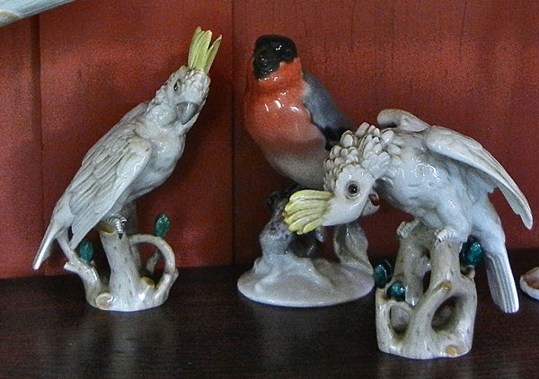 Pair of Porcelain Wien Augarten Cockatoo Bird Figurines Art Deco