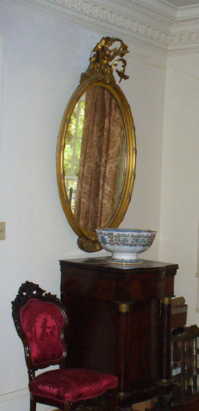 Elegant Gold Gilt Mirror